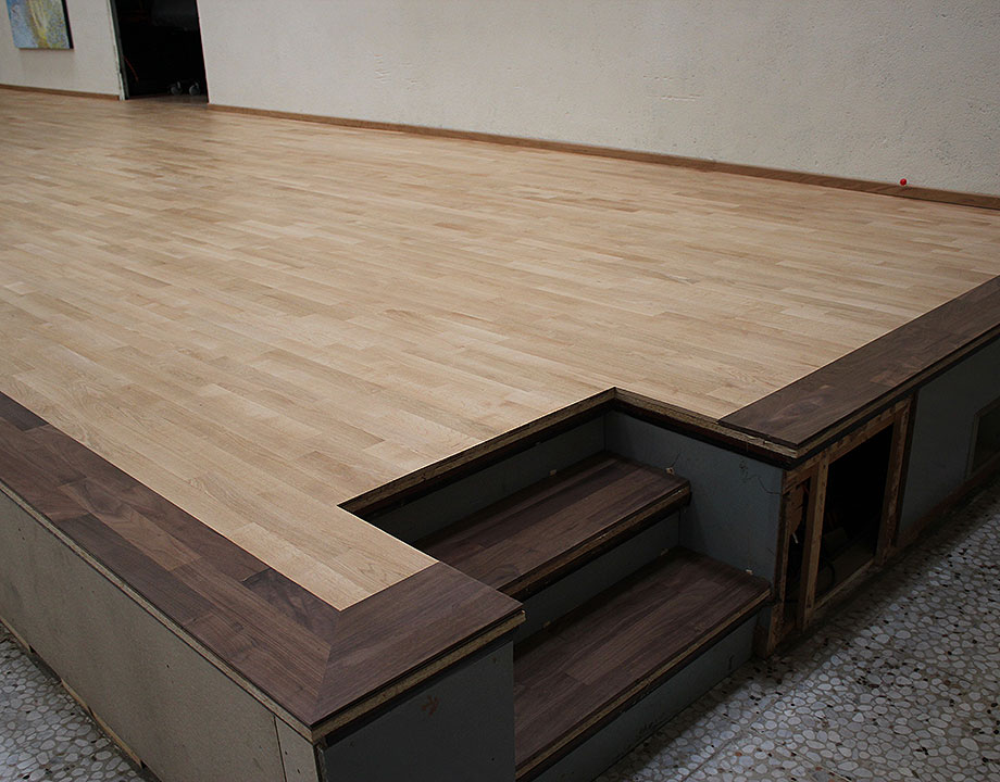 Parkett , Treppe , Lackierung , Lack , Holz , Fußbodentechnik