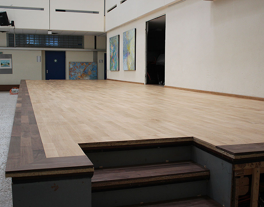Parkett , Treppe , Lackierung , Lack , Holz , Fußbodentechnik