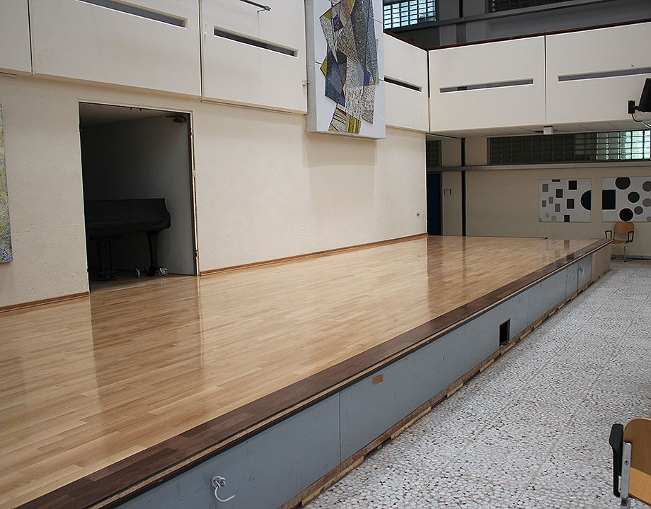 Parkett , Treppe , Lackierung , Lack , Holz , Fußbodentechnik